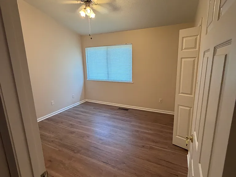 2421 Dove Pl #2421 — Photo 13