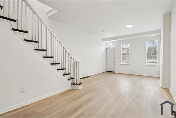 2508 N Sartain St — Photo 7