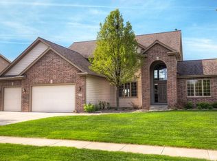 1600 SE Hawthorne Ridge Dr, Waukee, IA 50263