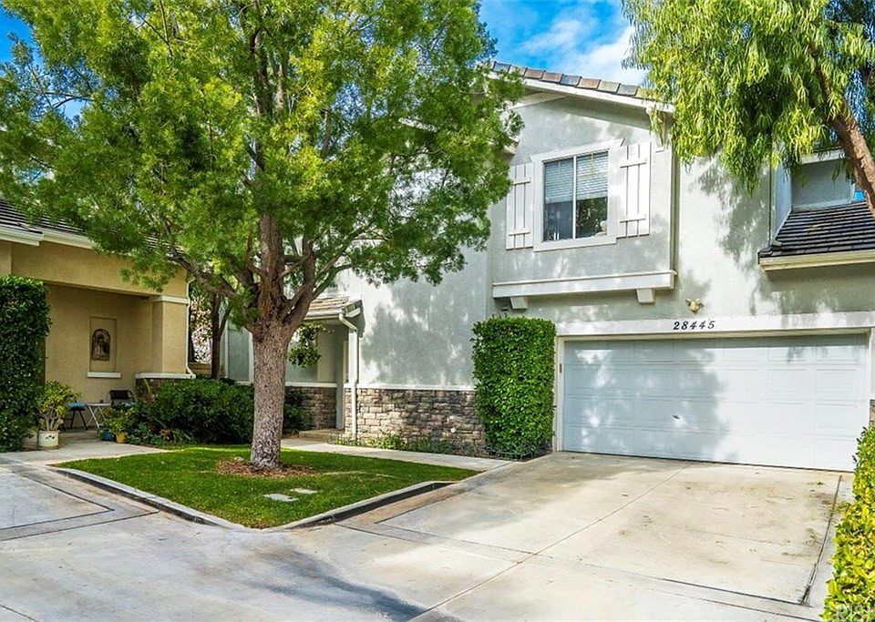 1st image of 28445 Meadowlark Ct