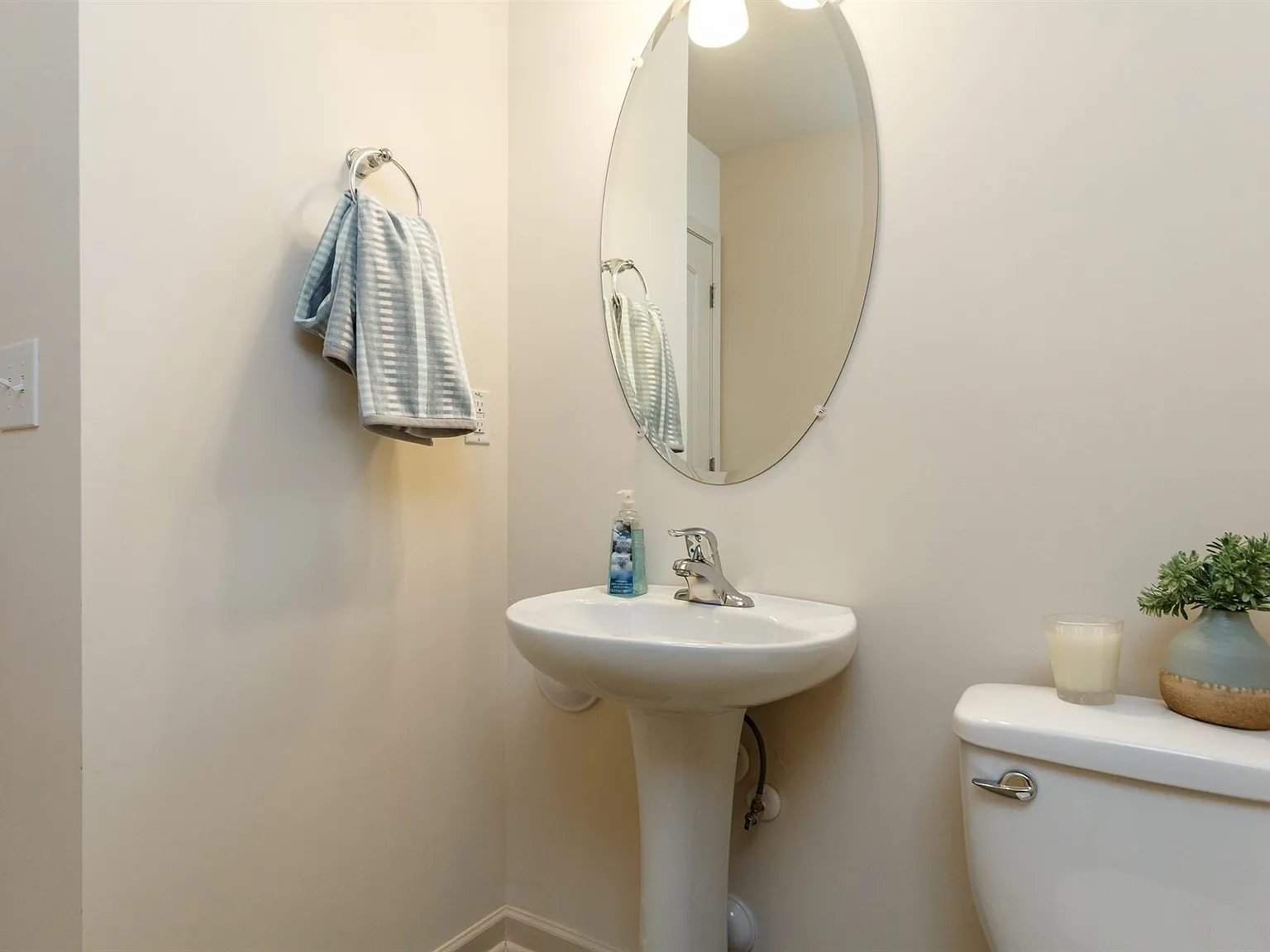 3332 Ivey Wood Lane - 1 — Photo 3