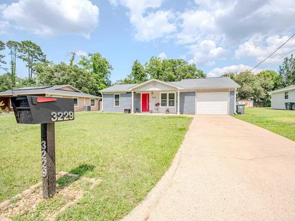 3229 Hester Dr, Tallahassee, FL 32309