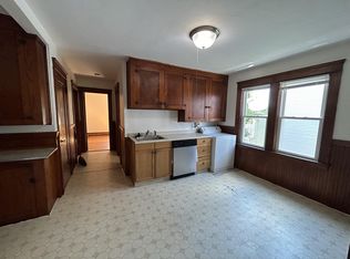 28 Andover St #2, Worcester, MA 01606