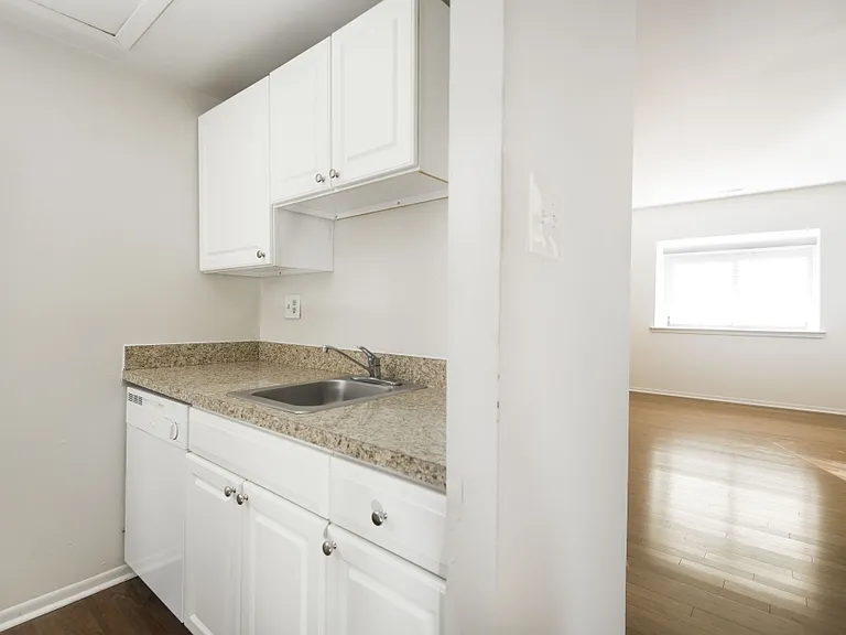 Liberty View Apartments — Photo 3
