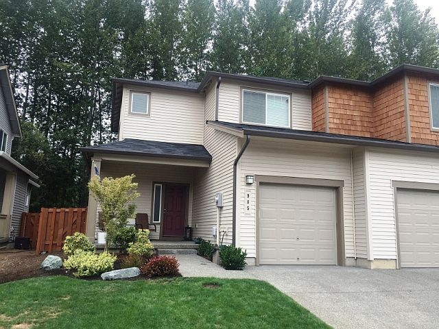 1st image of 985 43rd Ct NE