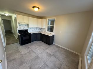426 S 17th St #B2, Newark, NJ