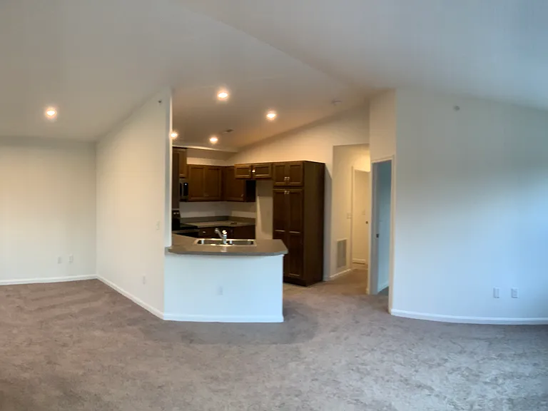2756 Amberwood Dr — Photo 15