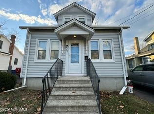 53 Bray Ave, Middletown, NJ 07748