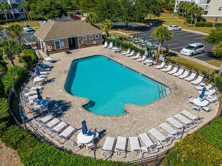 You'll have full access to the Willow Bend community pool when staying with us at the resort. Open seasonally, of course!