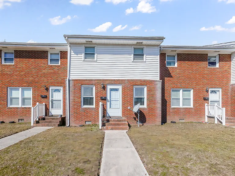 406 Old Virginia Rd — Photo 2