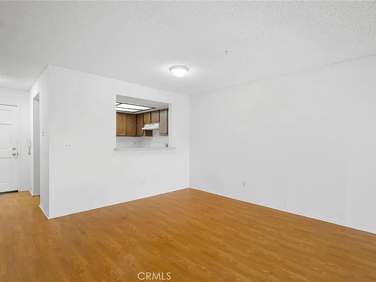330 Pioneer Dr #7 — Photo 8