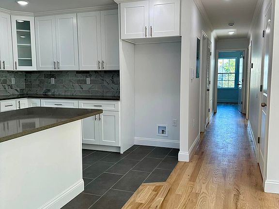 3rd image of 139 Court St #1