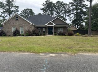 22 Maple St, Hawkinsville, GA 31036