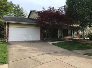 4155 Les Cherbourg Ln, Florissant, MO
