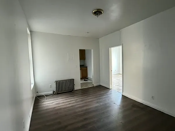 2 bed, 600 sqft, $1,506 — Photo 2