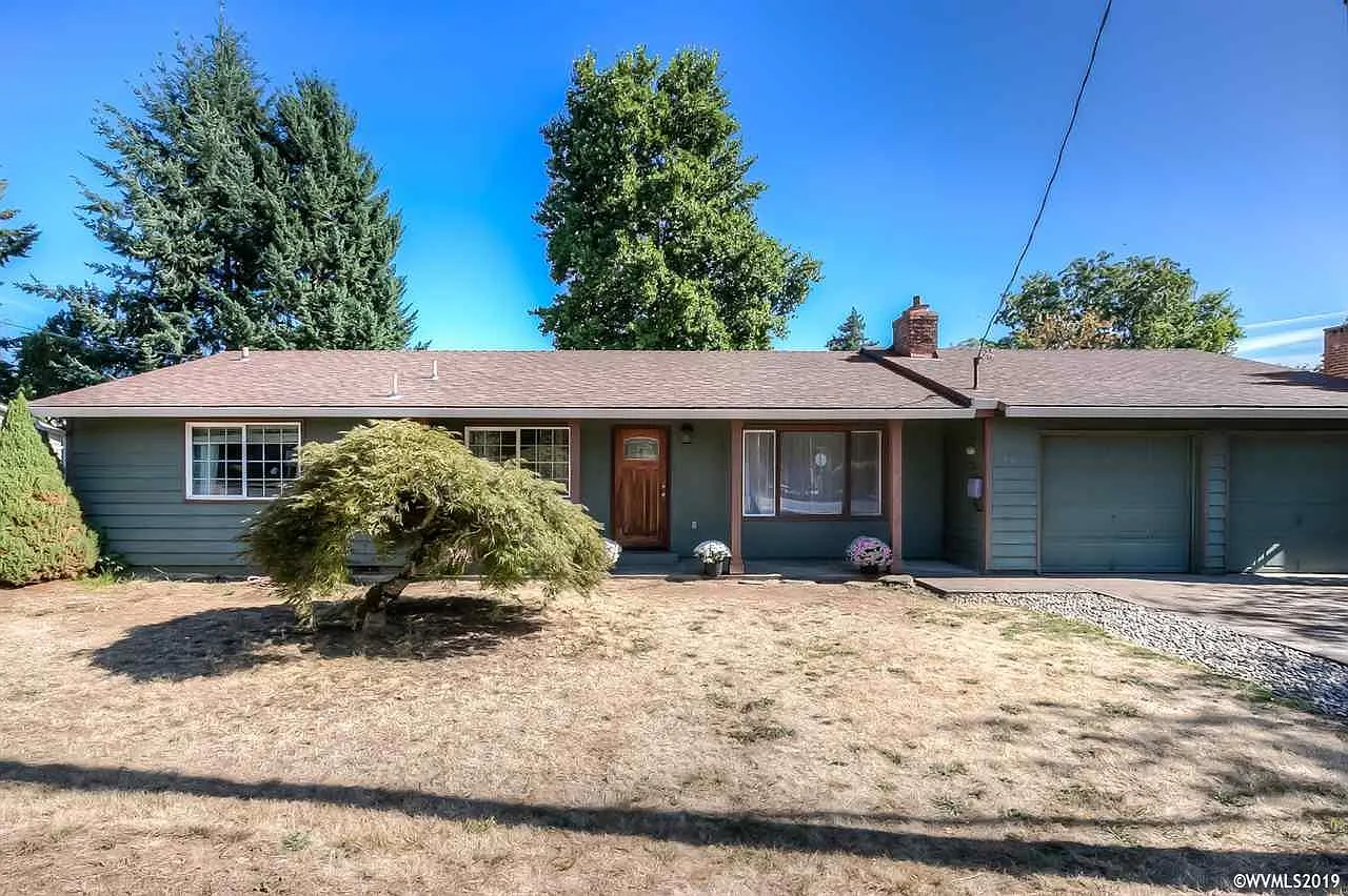 465 Hrubetz Rd SE photo 1