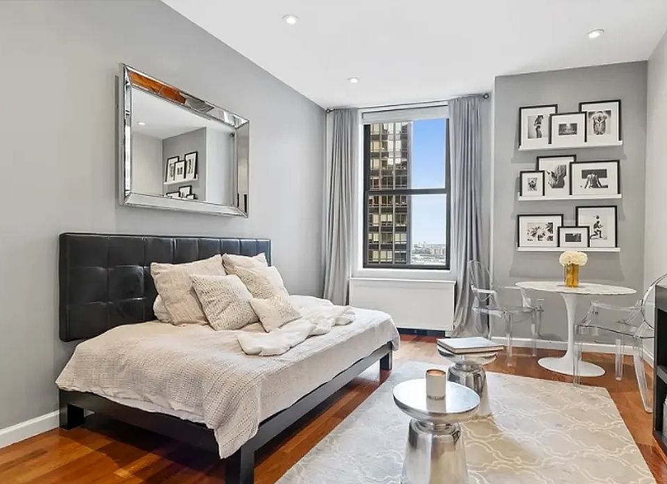 1st image of 82 Beaver St APT 1102