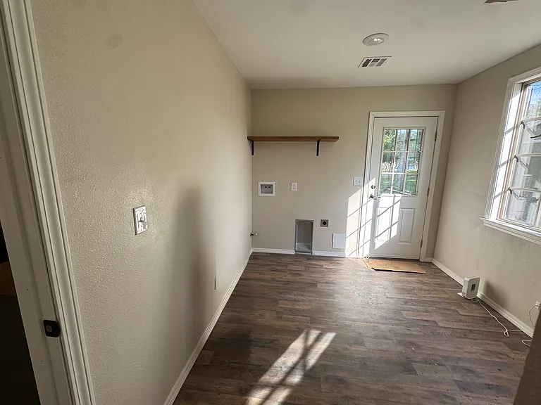 4103 N 37th West Ave — Photo 9