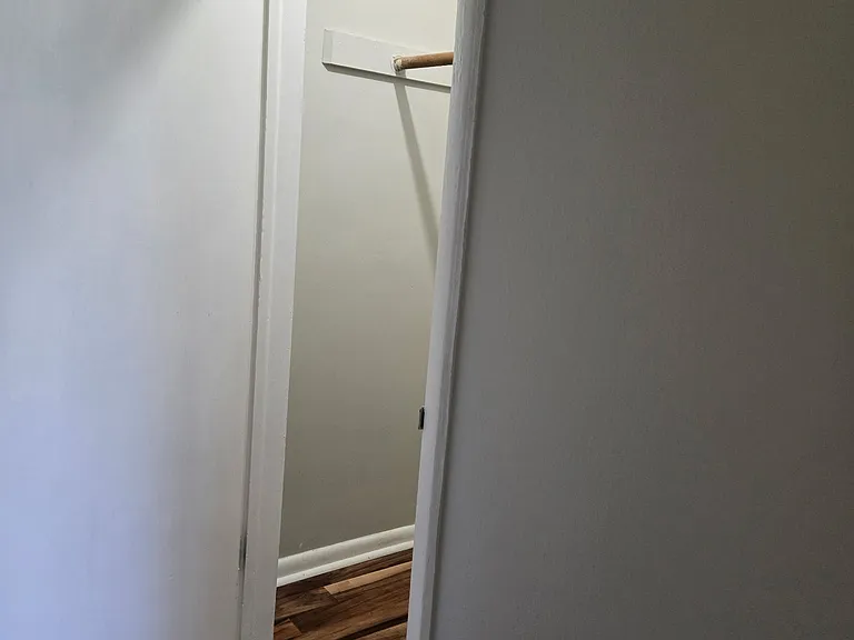 220 S Champion Ave #6 — Photo 5