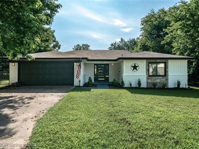 908 5th Ter, Barling, AR, 72923