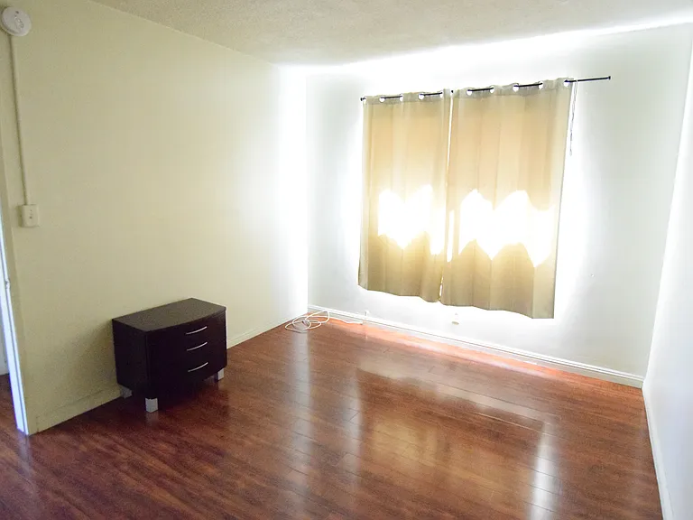 2618 Ellendale Pl. — Photo 22