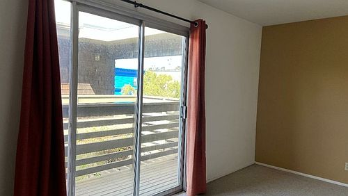 2nd image of 2225 Pine St #103