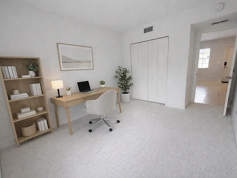 2660 NE 8th Ave #216 — Photo 12