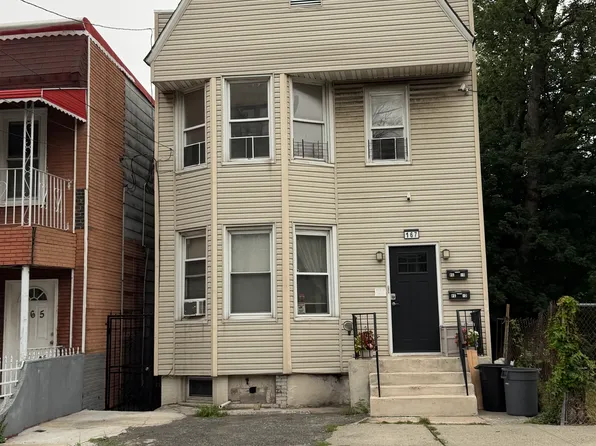 167 Bergen Ave #2B, Jersey City, NJ 07305