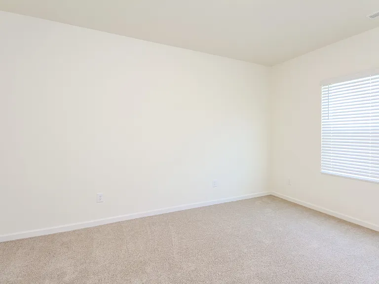 1513 Corbett St — Photo 11