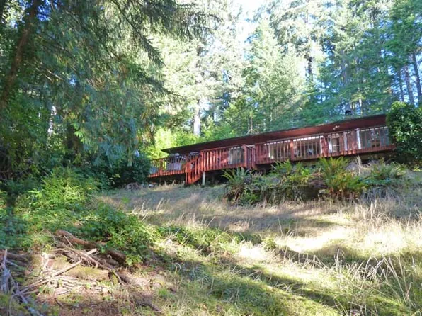 5470 Little Woahink Dr, Florence, OR 97439