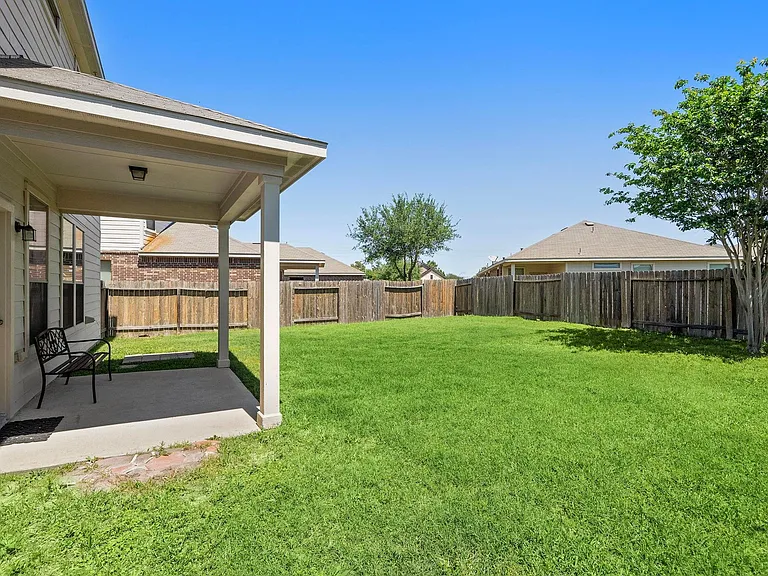 1418 S Maple Dr — Photo 21