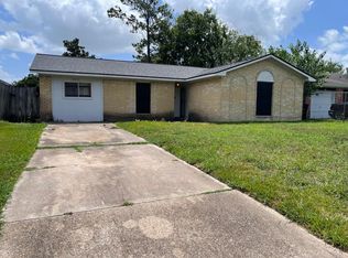 12935 Southspring Dr, Houston, TX 77047