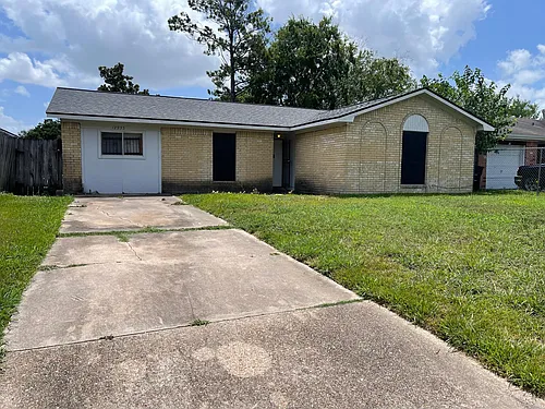 12935 Southspring Dr Photo 1