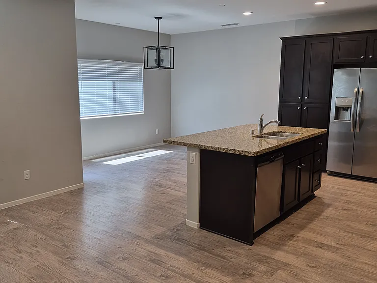 24292 Bay Laurel Ave — Photo 31
