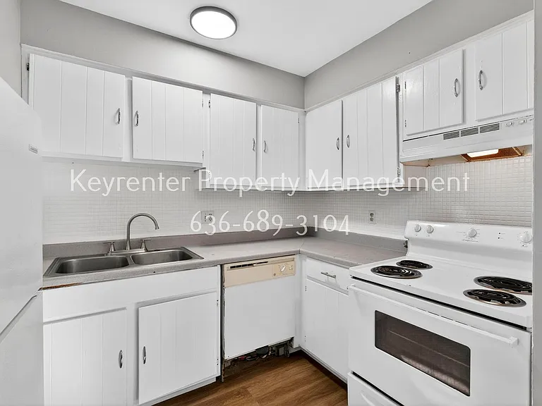 3313 Droste Rd — Photo 4