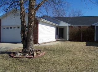 2312 Cormorant Dr, Springfield, IL 62711