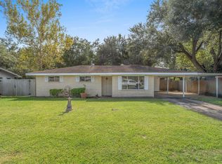 802 Sundale Dr, Lake Charles, LA 70607