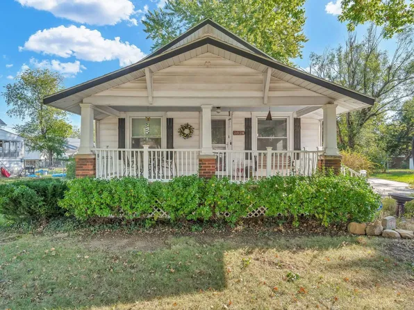 2824 SE Kentucky Ave, Topeka, KS 66605