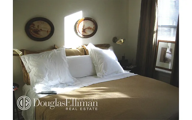 Sold by Douglas Elliman | media 26