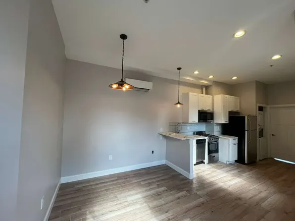 46 Clifton Place image 3 of 7