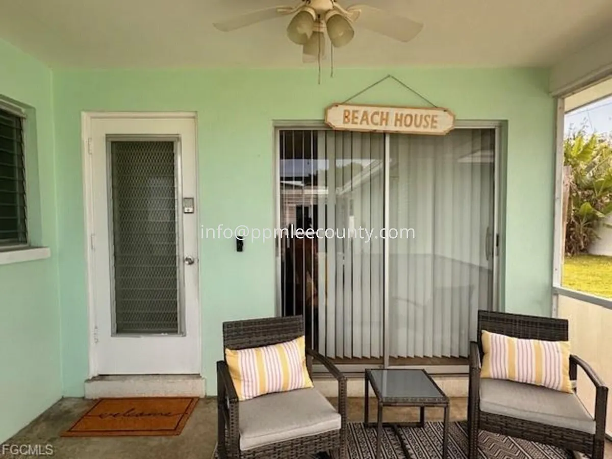 Building Photo - 620 SE 47th St #2