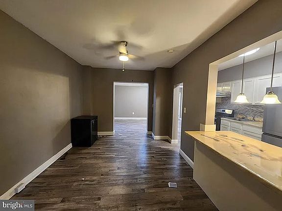 4th image of 3213 Spaulding Ave