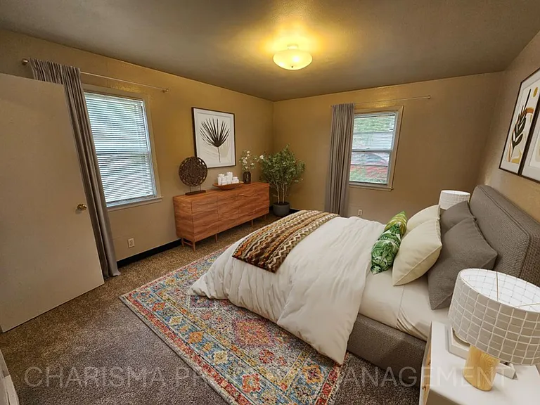 500 W 16th St #6 — Photo 17