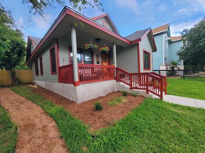 607 Dawson, San Antonio, TX, 78202