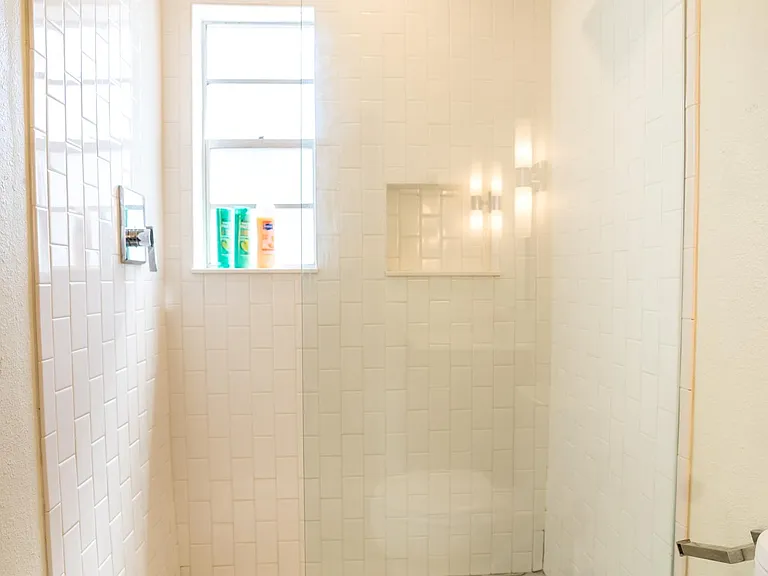 2160 Riverside Ave #5 — Photo 10