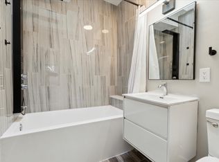 1732 Spruce St #4, Philadelphia, PA 19103