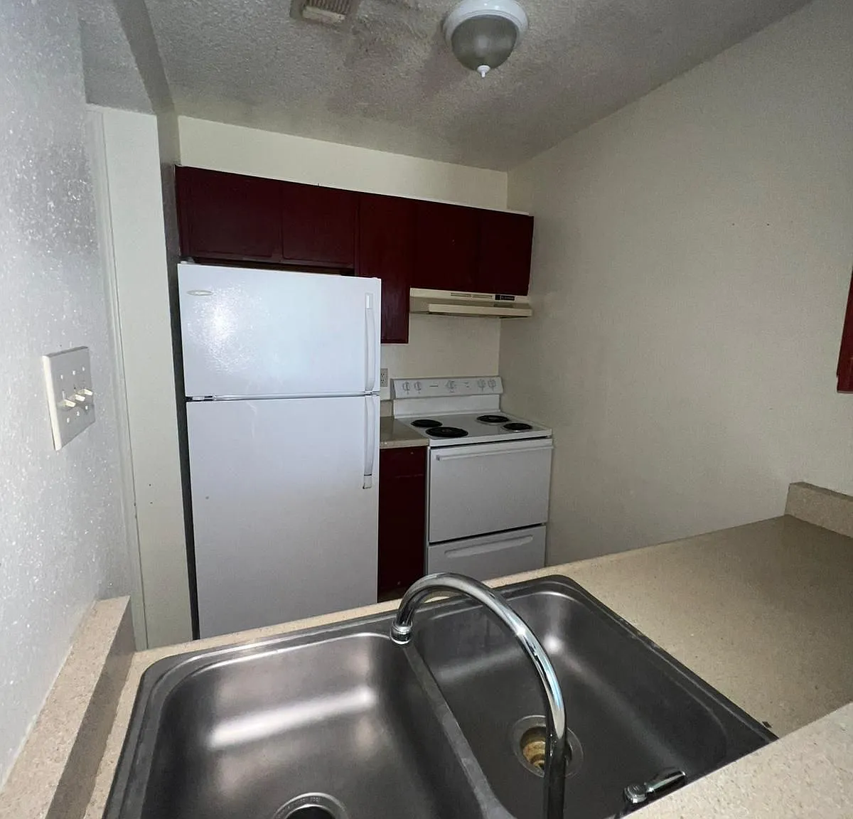 10641 Starcrest Dr — Photo 3