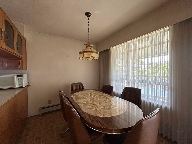 4902 Gladstone St #UPPER — Photo 6