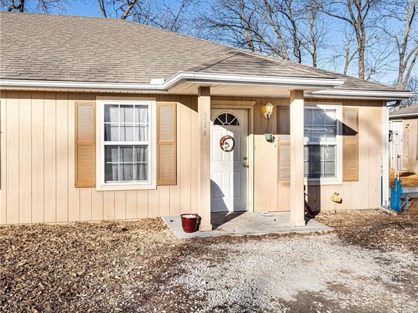 312-314-402 404 A St, Creighton, MO 64739