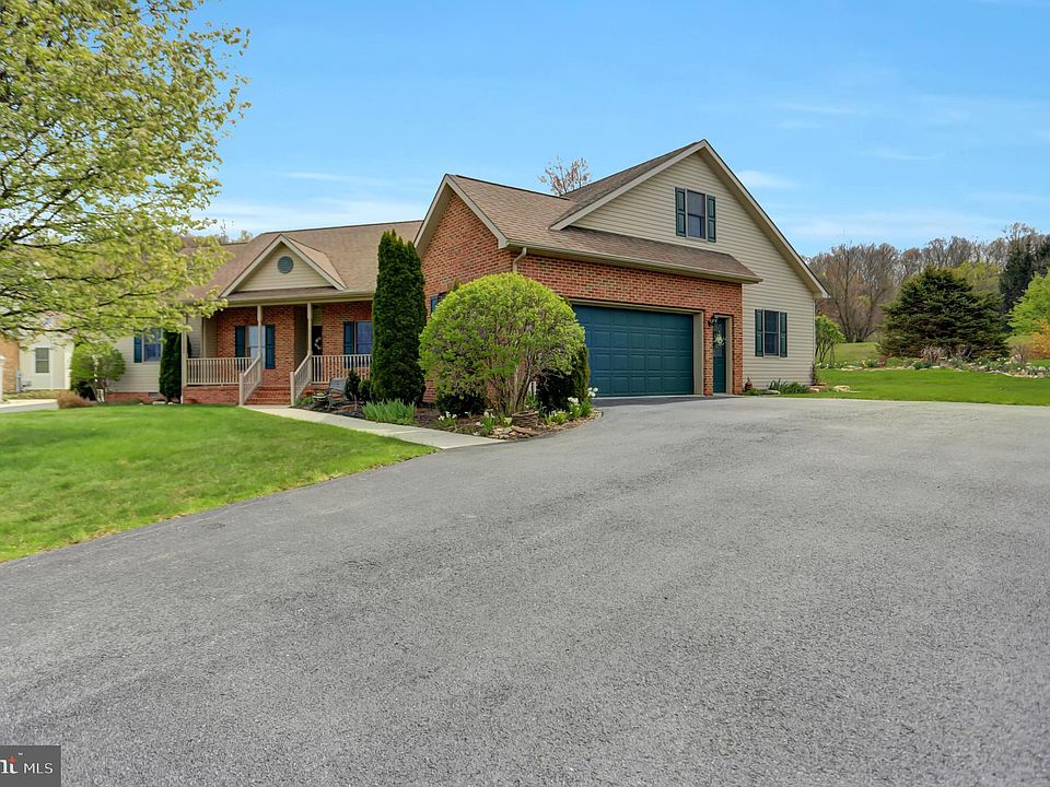 11266 Greenridge Dr, Waynesboro, PA 17268 Zillow